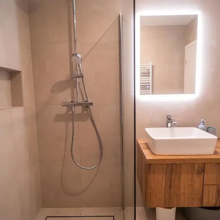 דירה Namiko By Belmont Realty