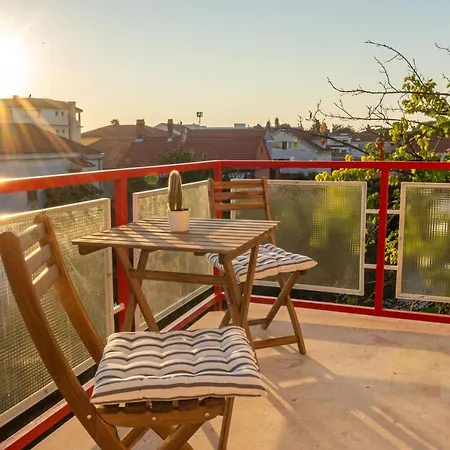 Namiko By Belmont Realty דירה *